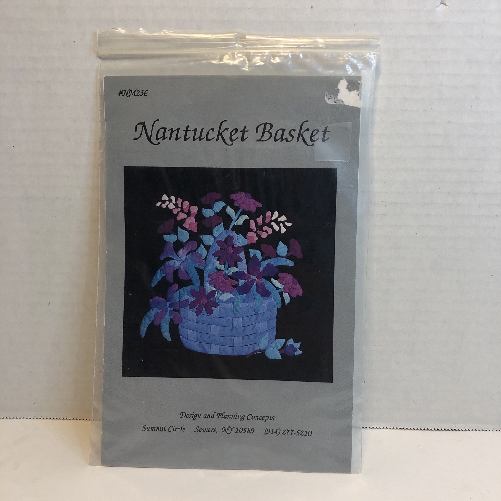Nantucket Basket Applique Quilt Pattern 14"