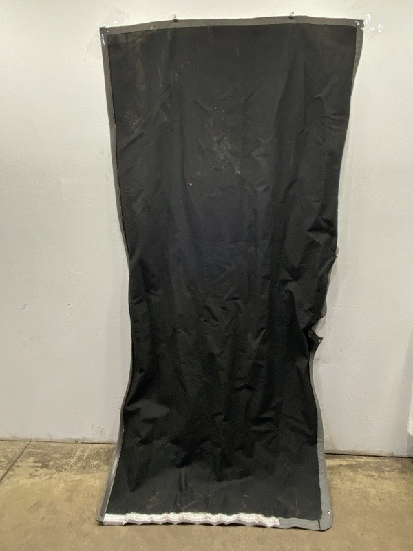 2020 Volvo VNL660 Curtains (732-10084)