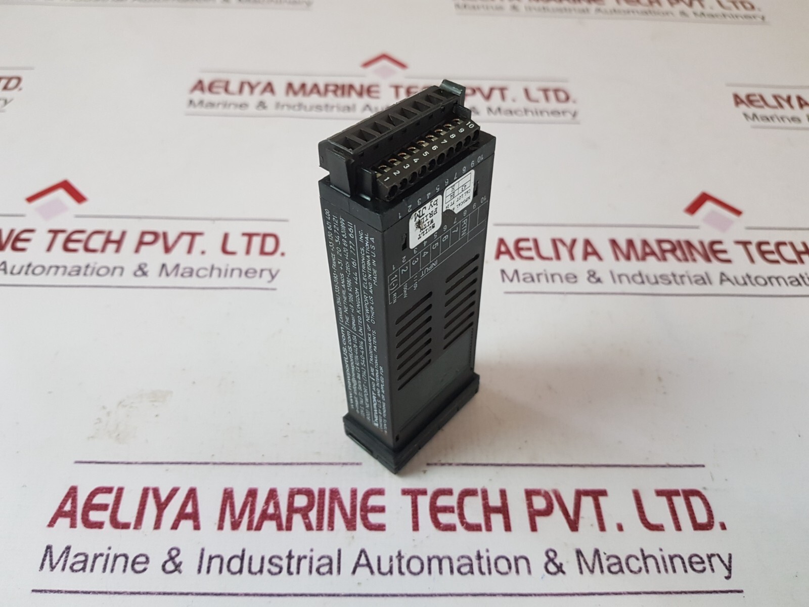 Newport i3200-dc temperature controller 12-36v=