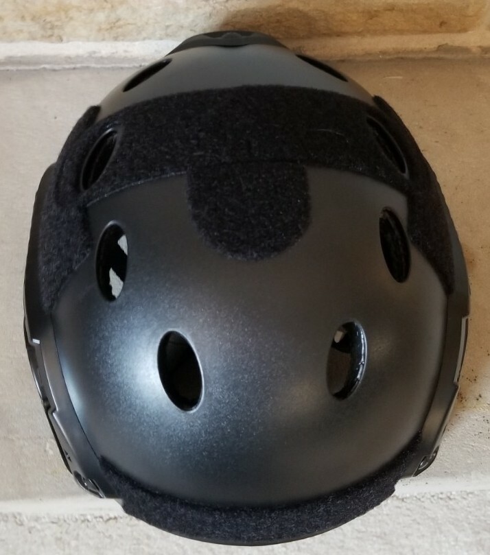 Atairsoft Paintball Helmet. Fits about 23 inch head circumference.