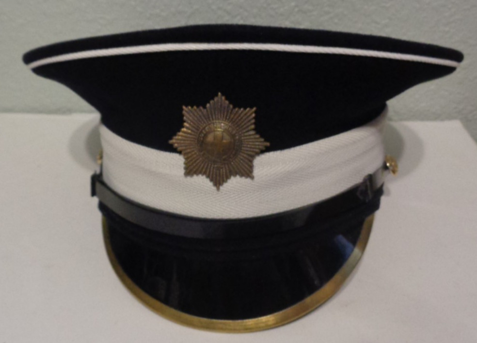 British Forces Coldstream Guards Peak Visor Cap With Regimental Badge Size 7 1/8