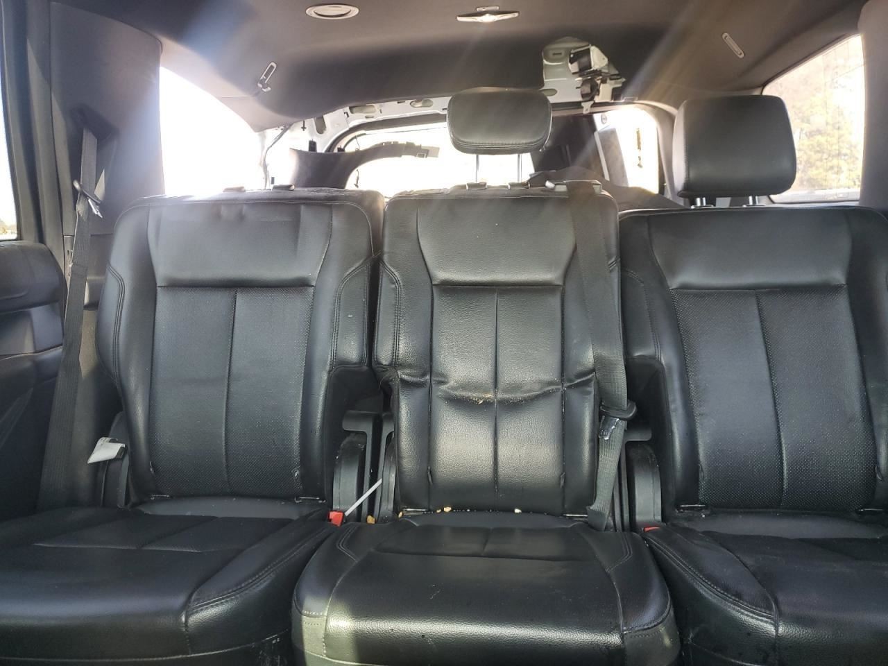 EXPEDITON 2019 Glove Box 4974402