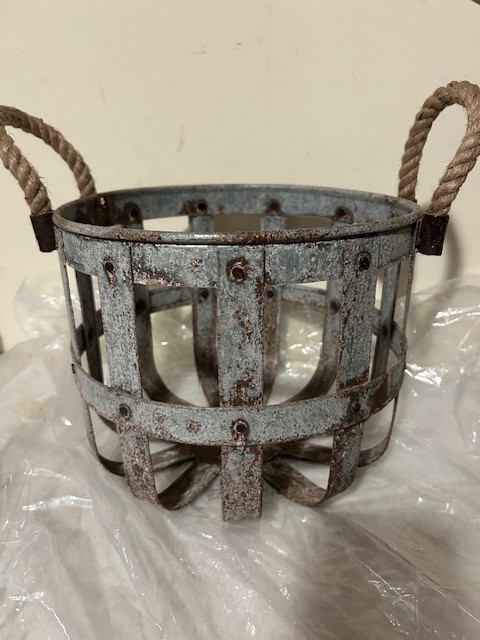 Rustic round  Metal Basket with Rope Handles - 10 Inch