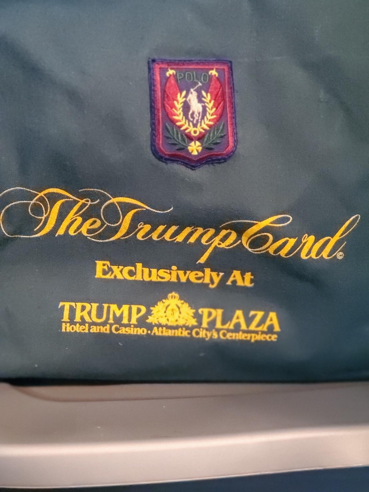 Carry bag extra large Trump Plaza, Green, Collectible, Casino