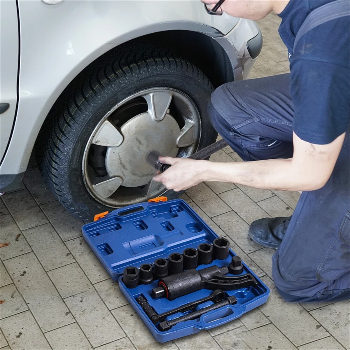 Nut Wrench/Multiplier w/Cr-v Socket