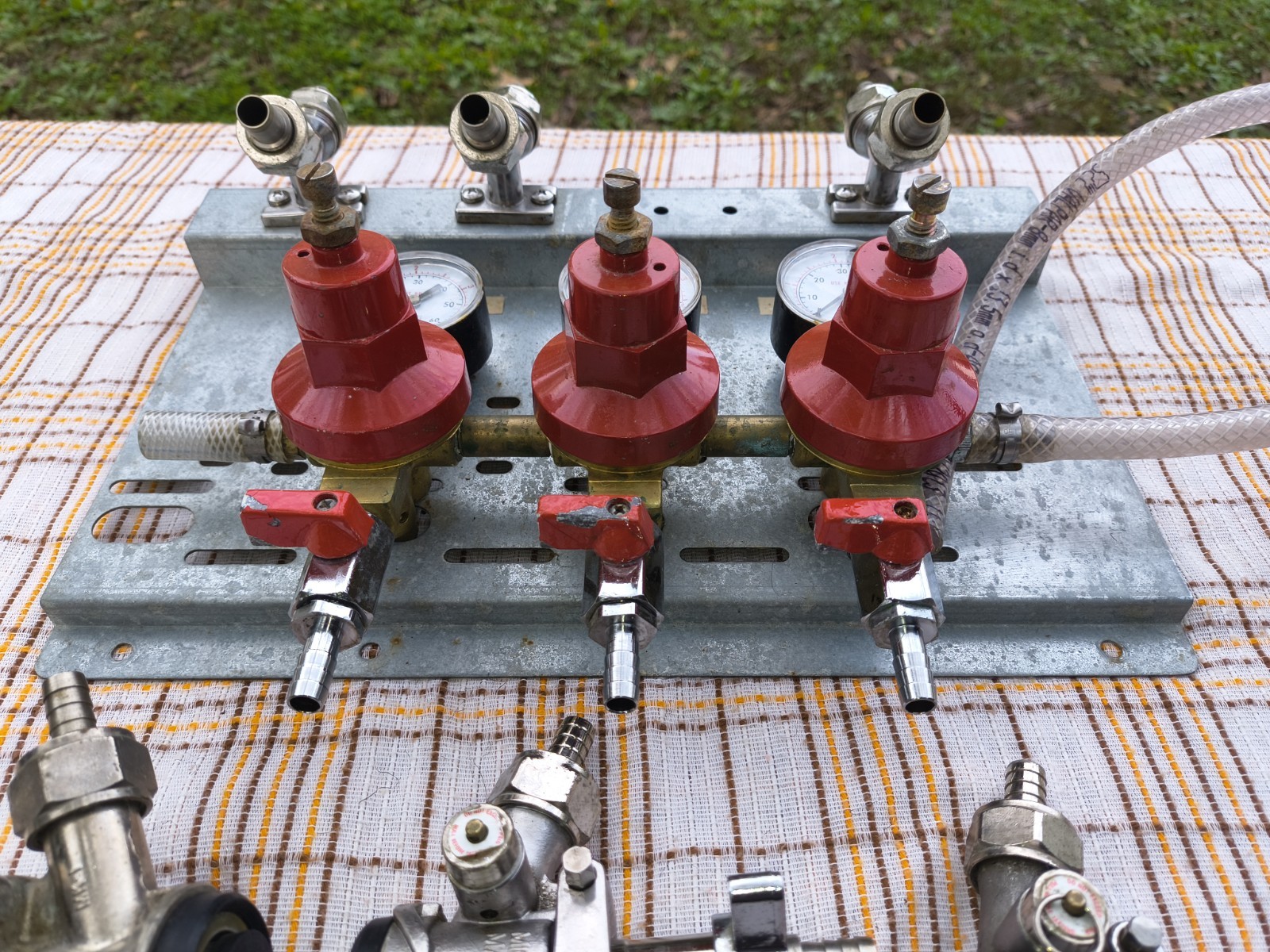Micro Matic Beer Regulator 3 Guage/ Keg Attachments