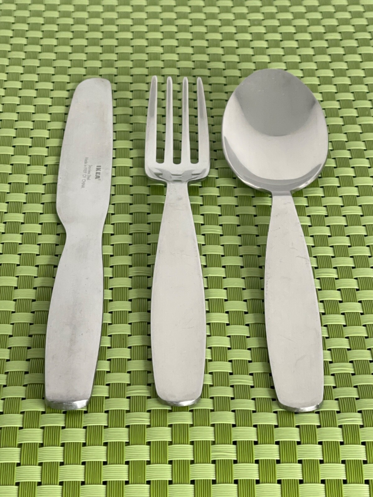 IKEA IKE8 Stainless Satin China Flatware SMART CHOICE B45WU