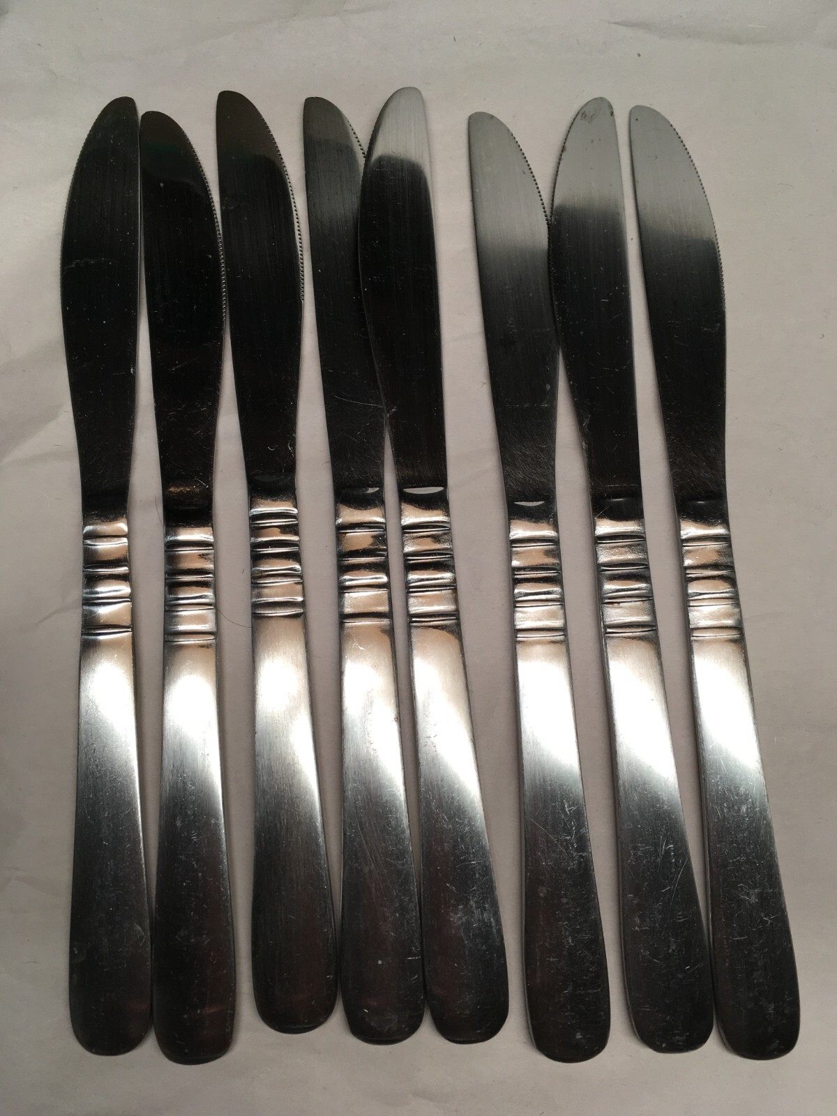 39pc International Stainless Flatware Ribbed Neck Vertical Lines China