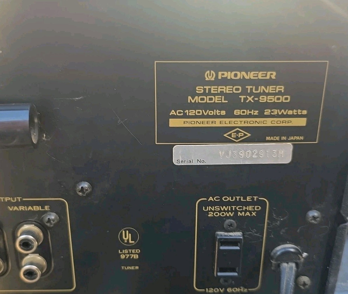 Vintage Pioneer Stereo Tuner Model TX-9500 in Original Box