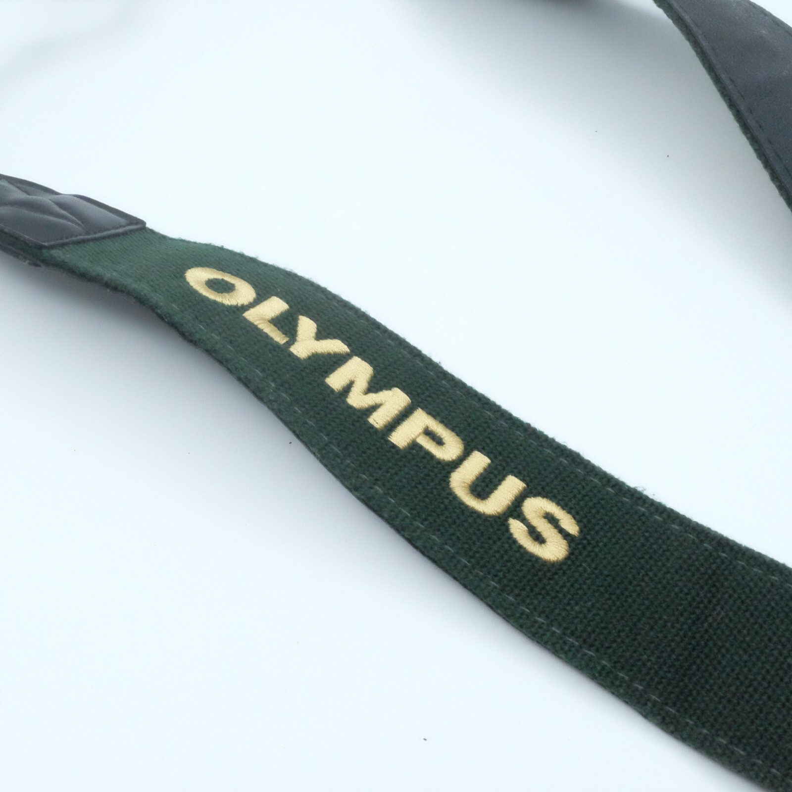 OLYMPUS 90th Anniversary Neck Strap Green x Gold