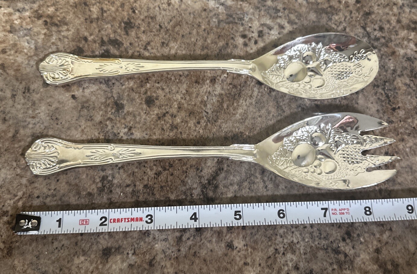SILVER PLATED KINGS PATTERN PAIR OF SALAD SERVERS - SPOON & FORK Fruit Pattern