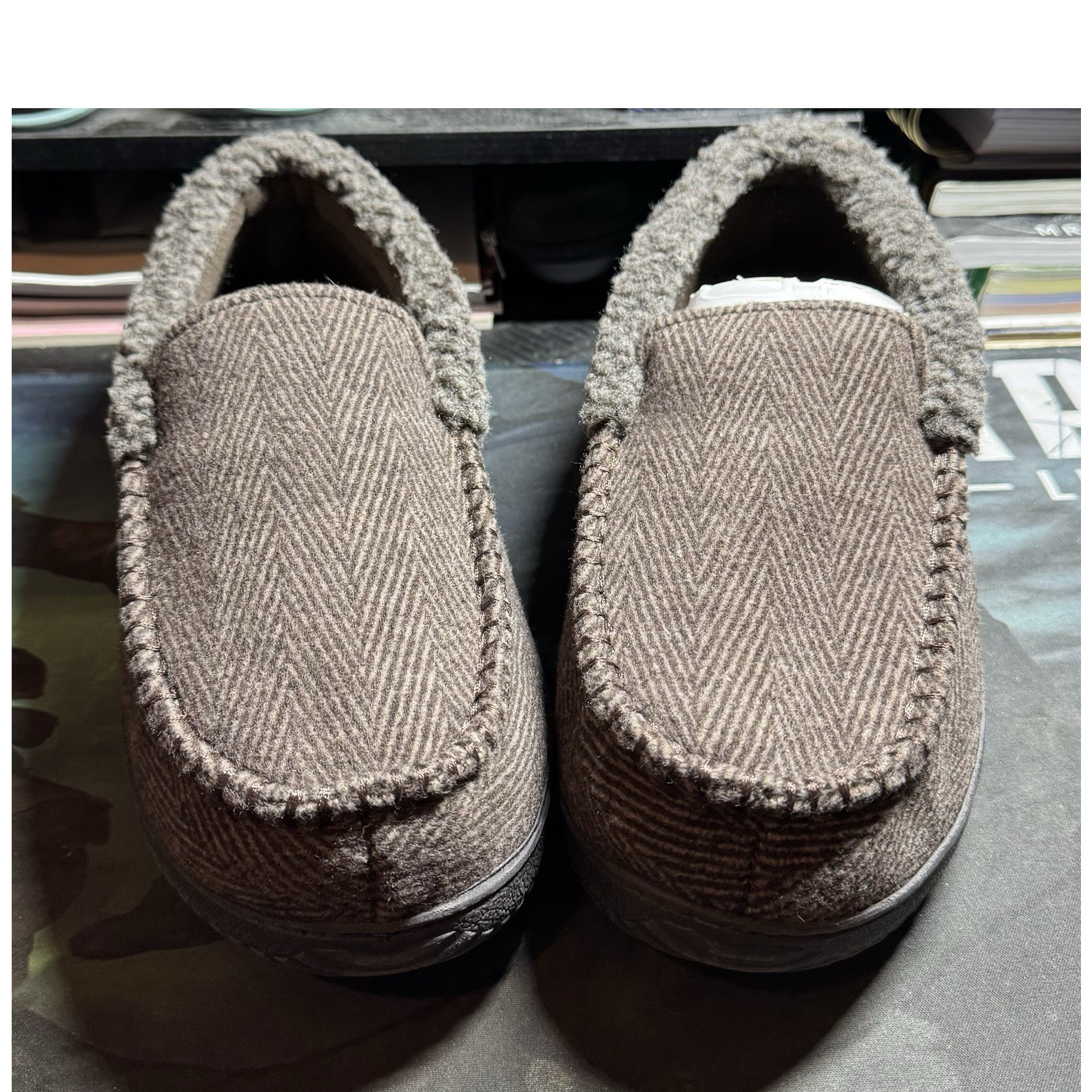 Dearfoams Men's Memory Foam Moccasin Slippers Brown Herringbone Slip On 7-8 New