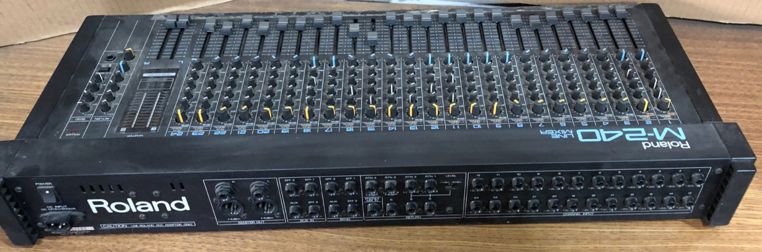 Roland M-240 Line Mixer - Untested