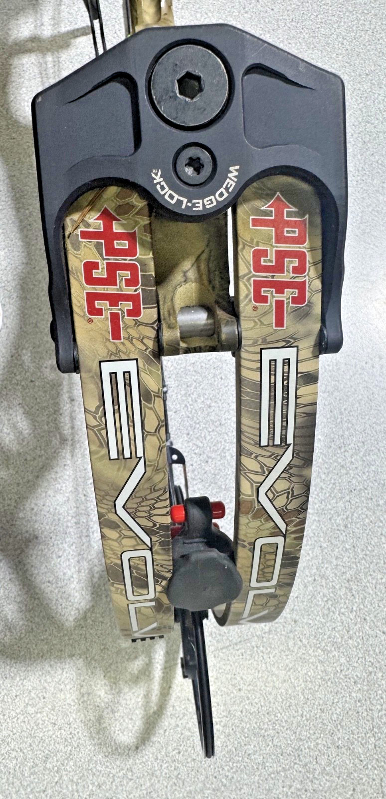 PSE EVOLVE 31...RH...CAMO...70#