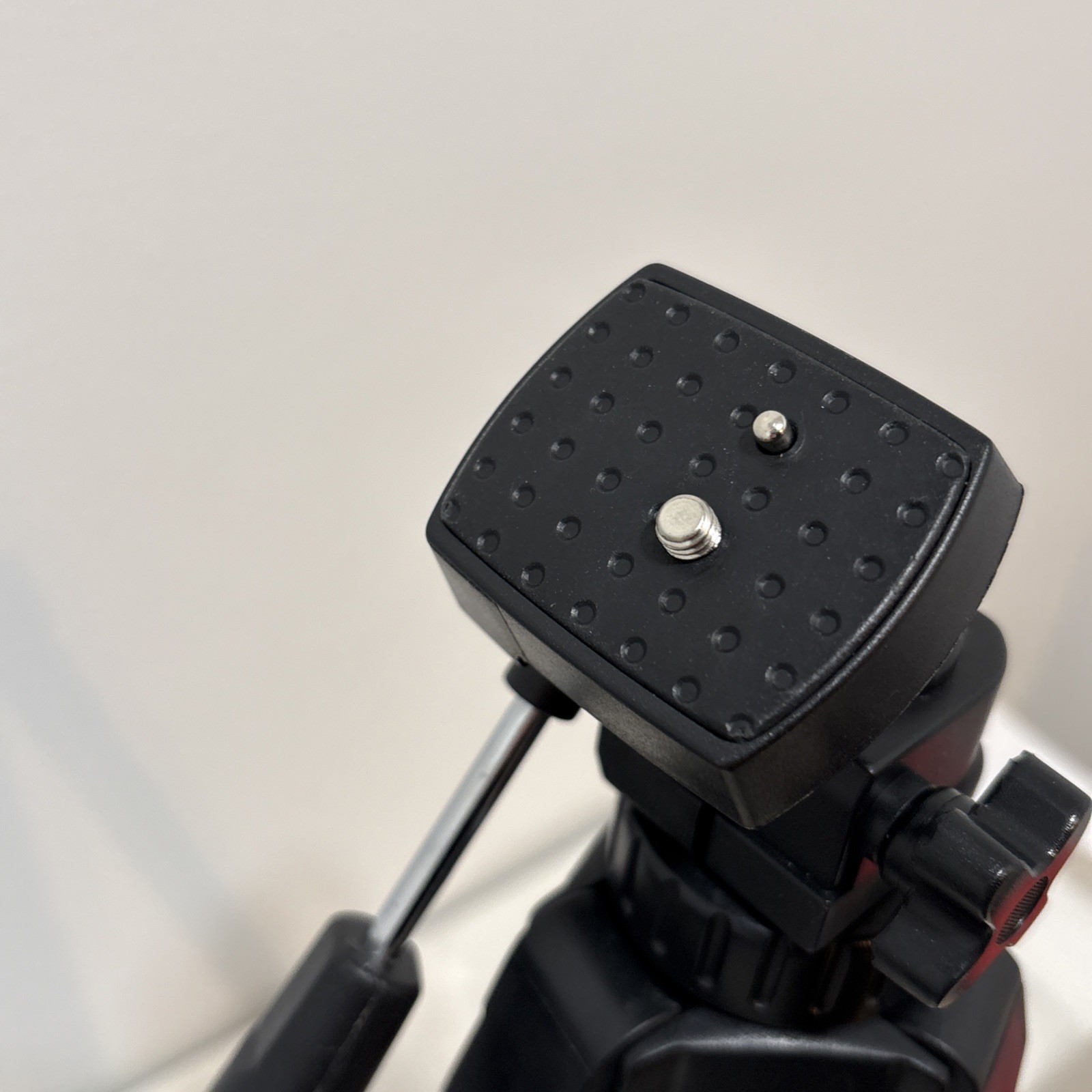 Quantaray Camera Tripod With Tilt Adjustable To 56” Height