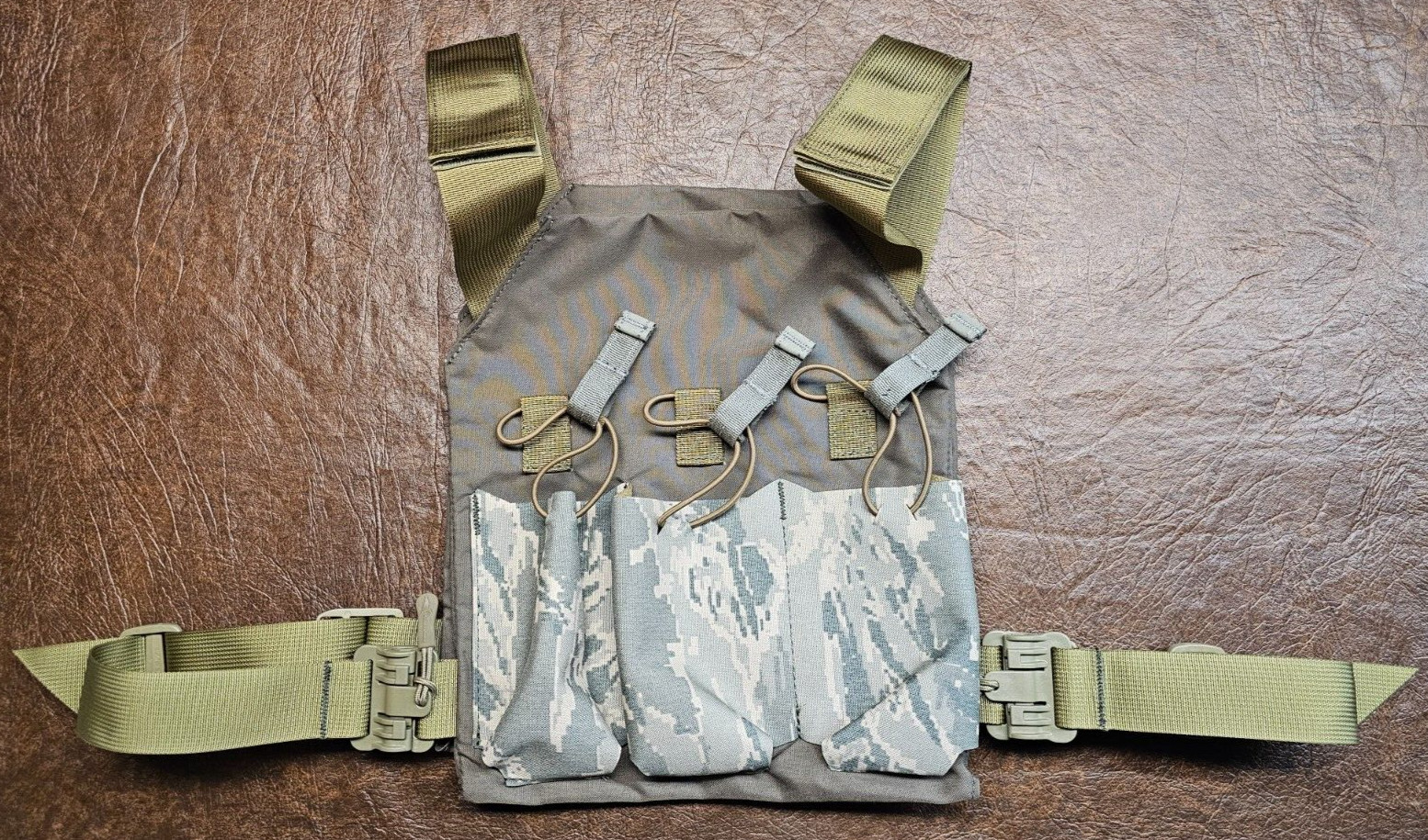 FirstSpear First On Plate Carrier 10x12 Shooter Ranger Khaki ABU 7.62x39 mag x3