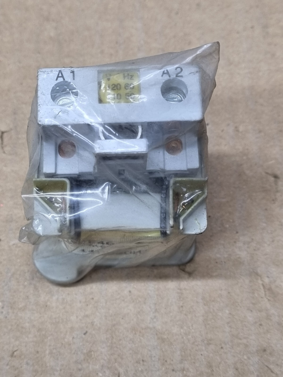 Siemens Schütz-Spule 110Volt 50Hz 120V 60Hz AC 3TY7463-0AK6 3TF46 3TF47 (0AF0)