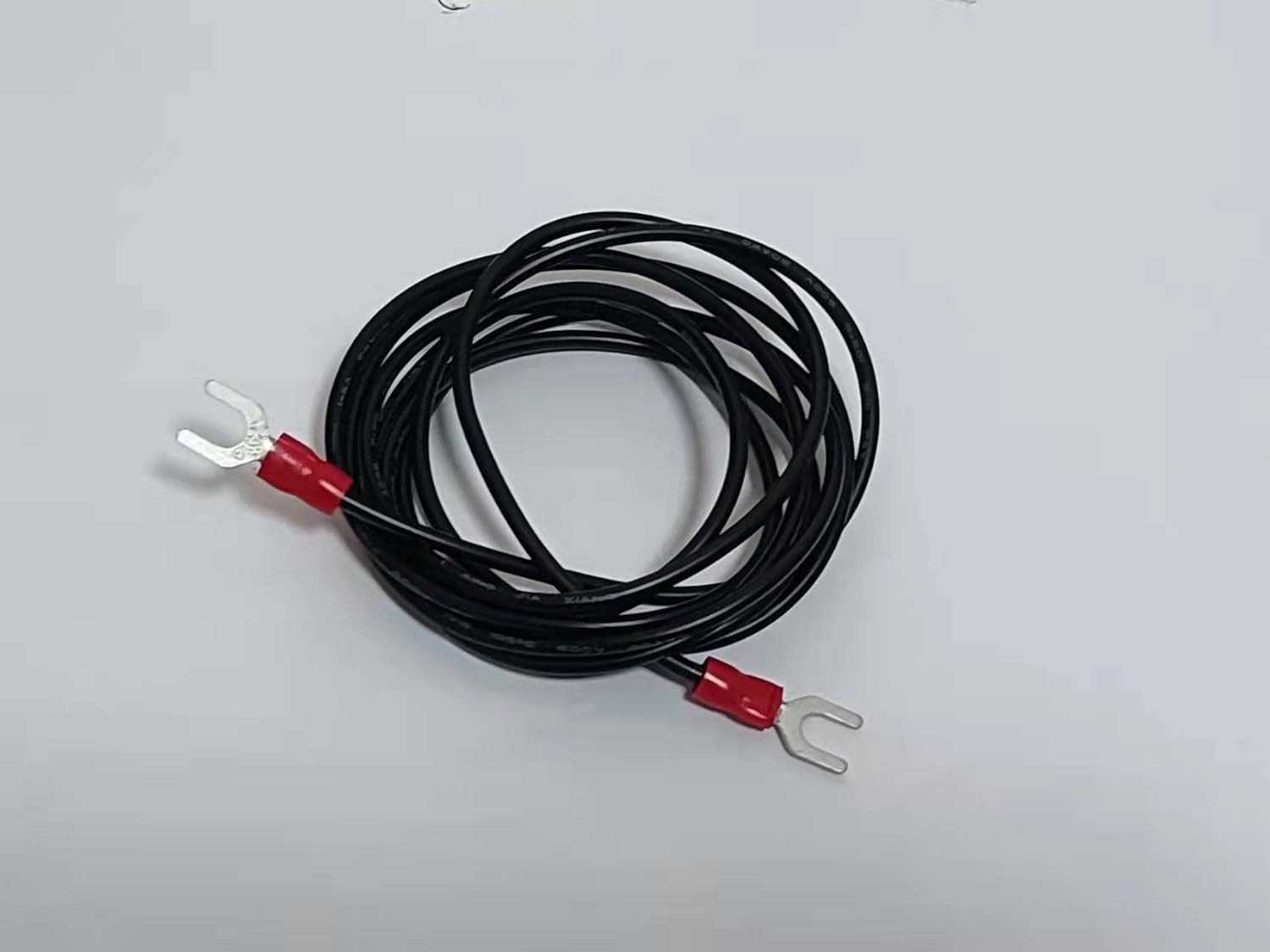 High-Quality 5-ft Ground Wire for Turntables - Eliminates Static & Interference