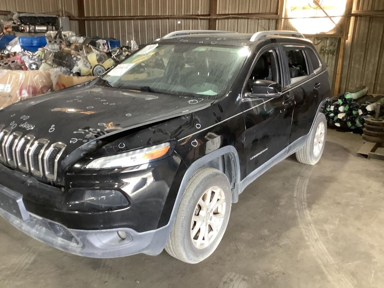 CHEROKEE 2018 Glove Box 4715365