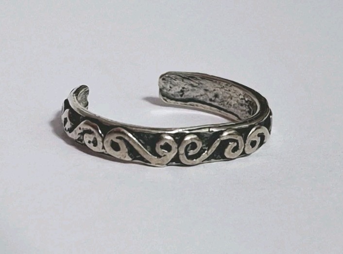 925 Sterling Silver Adjustable Toe Ring With Spiral Design 1.6g