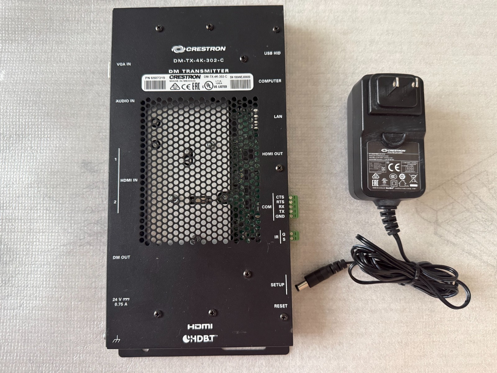 CRESTRON DM-TX-4K-302-C (6507319) W/PSU PW-2412WU
