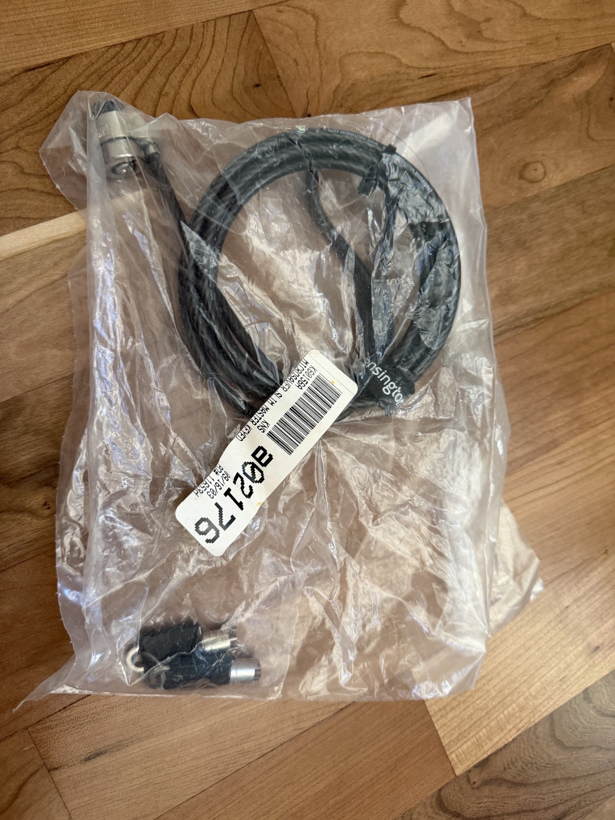 Kensington MicroSaver DS Master Keyed Laptop Security Cable Lock -K60156A
