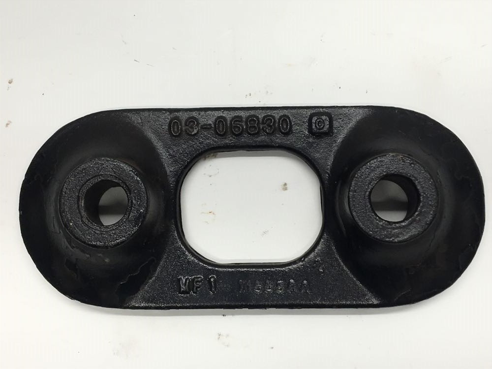 Torque Rod Bracket 03-06830 for Peterbilt (338-10134)