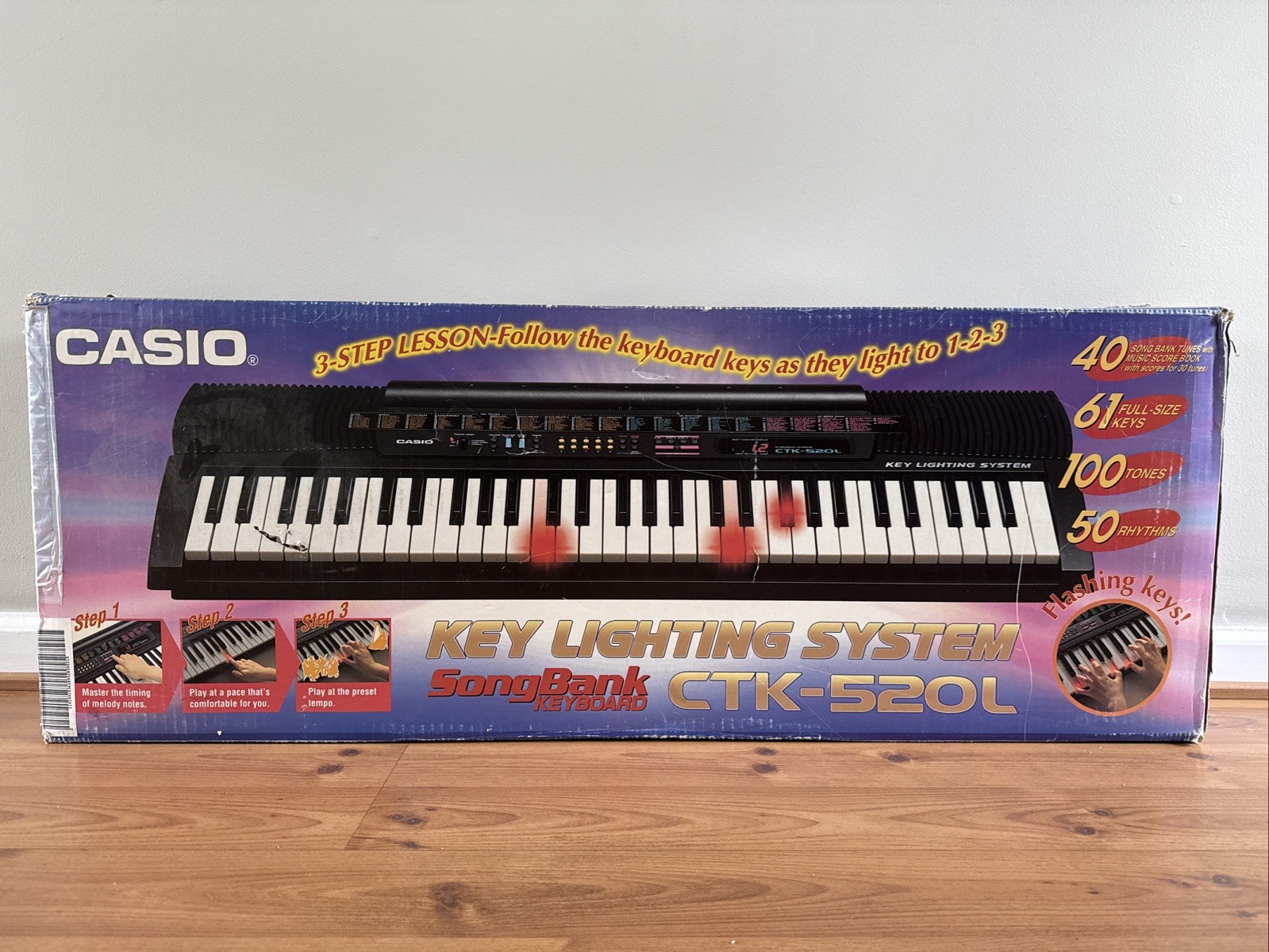 Vintage Casio CTK-520L Keyboard , Songbook Key Lighting System NOS (DAMAGED BOX)