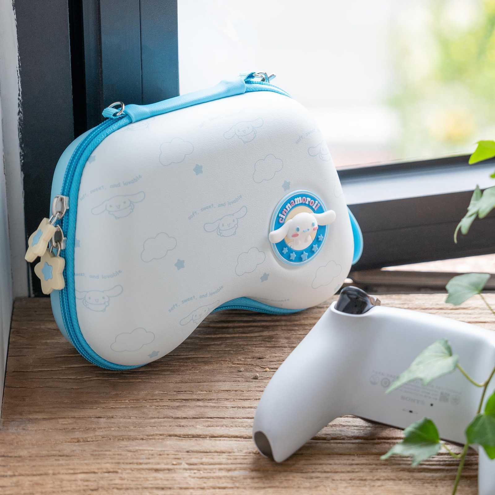 GeekShare X Sanrio Universal Game Controller Holder Case for PS5 PS4 Switch PRO