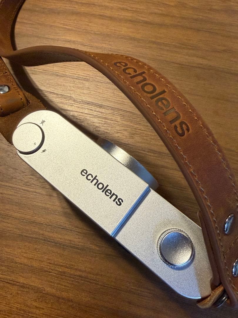 echolens compact digital camera