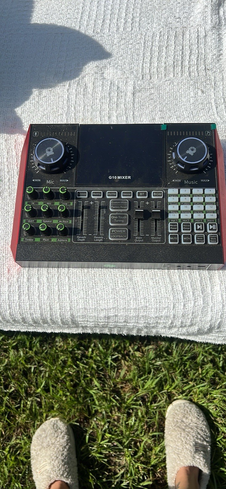 G10 G10 DJ Controller Tabletop Bluetooth Reverb 16 Pads Black/Red