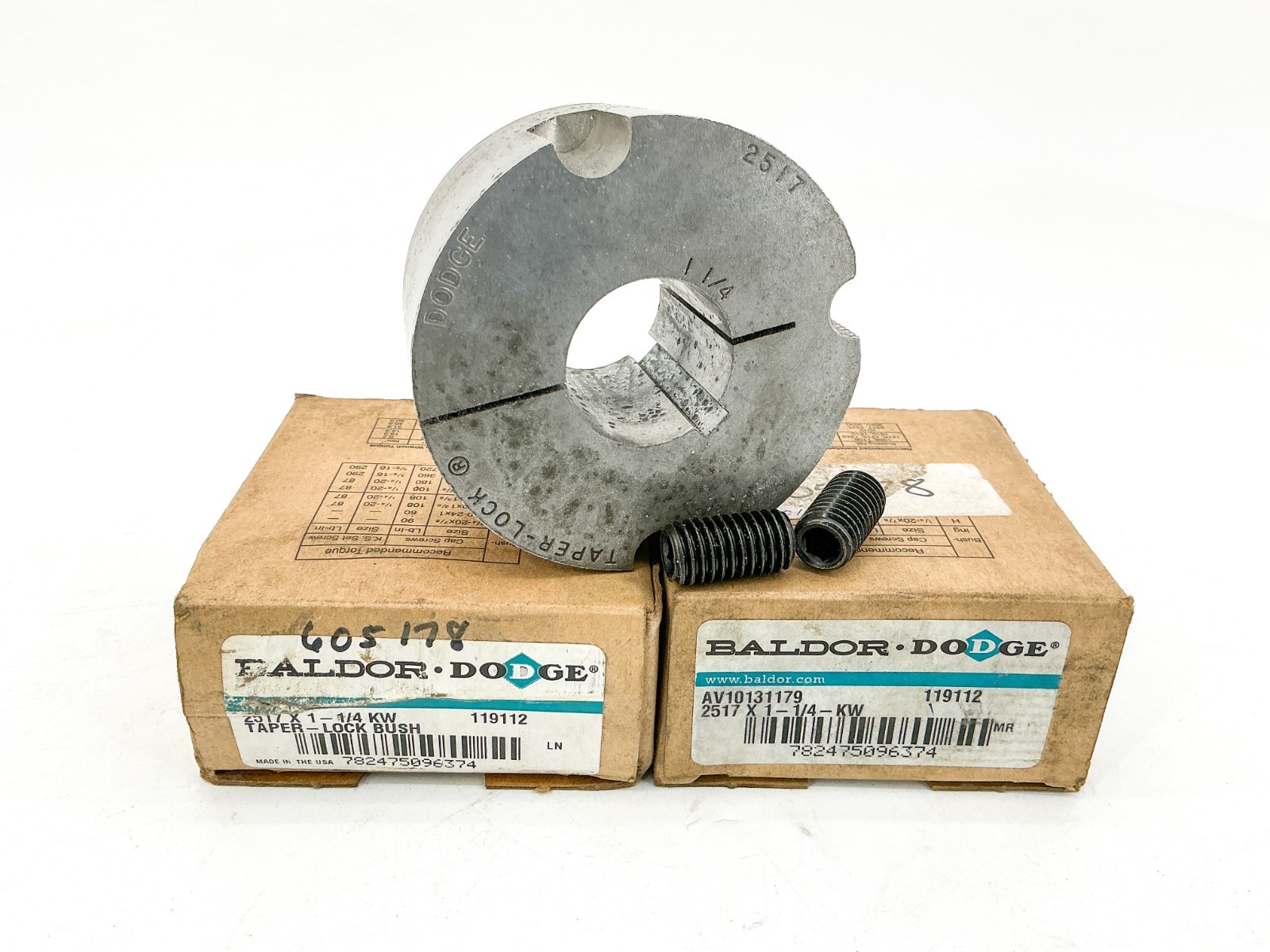New Lot of 2 Dodge 2517X1-1/4-KW Taper-Lock Bushing 1-1/4" Bore 119112