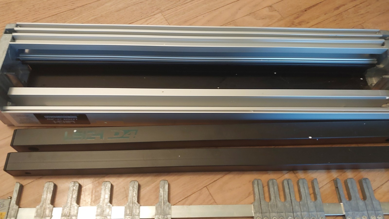 Leigh D4 24” Dovetail Jig Parts-Not Complete.