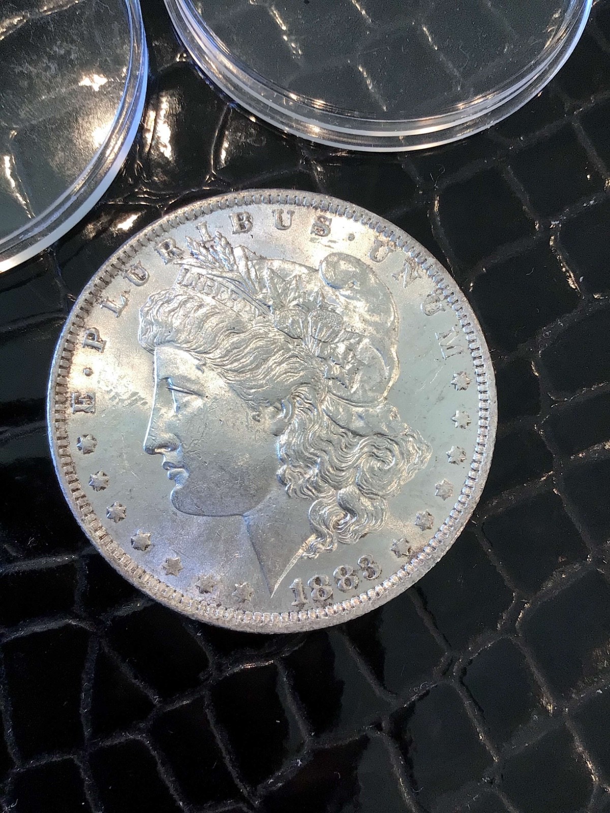 1883-O MORGAN SILVER DOLLAR  INCREDIBLE UNCIRCULATED CONDITION!!
