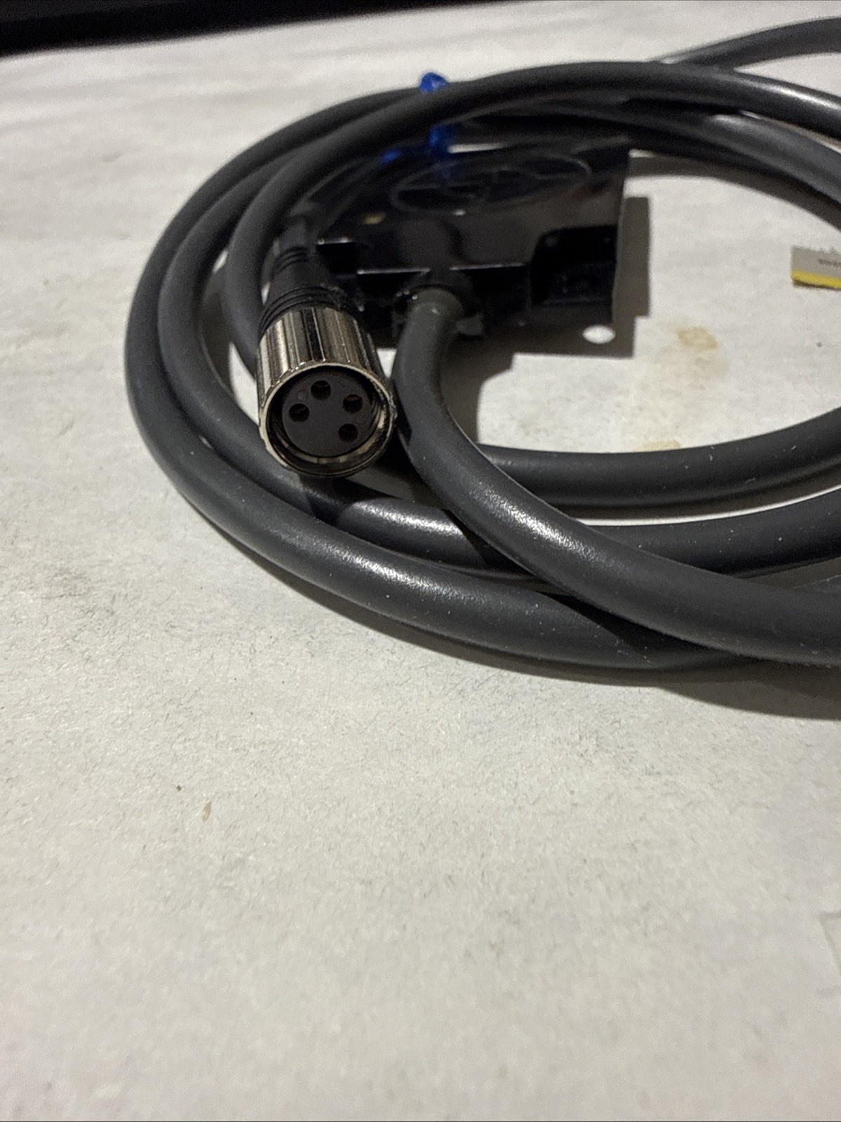 NEW* OMRON E2J-W20MA PROXIMITY SWITCH CAPAACITIVE PROXIMITY SENSOR