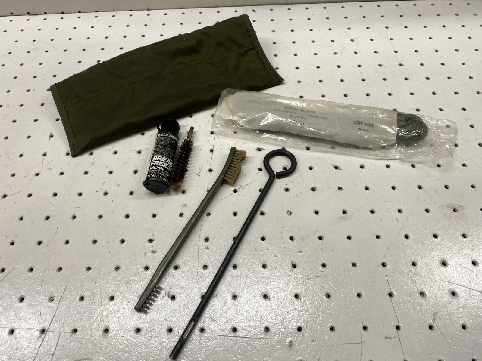 US Military Cleaning Kit Green Bag Brushes Cord Gun Oil Surplus Set