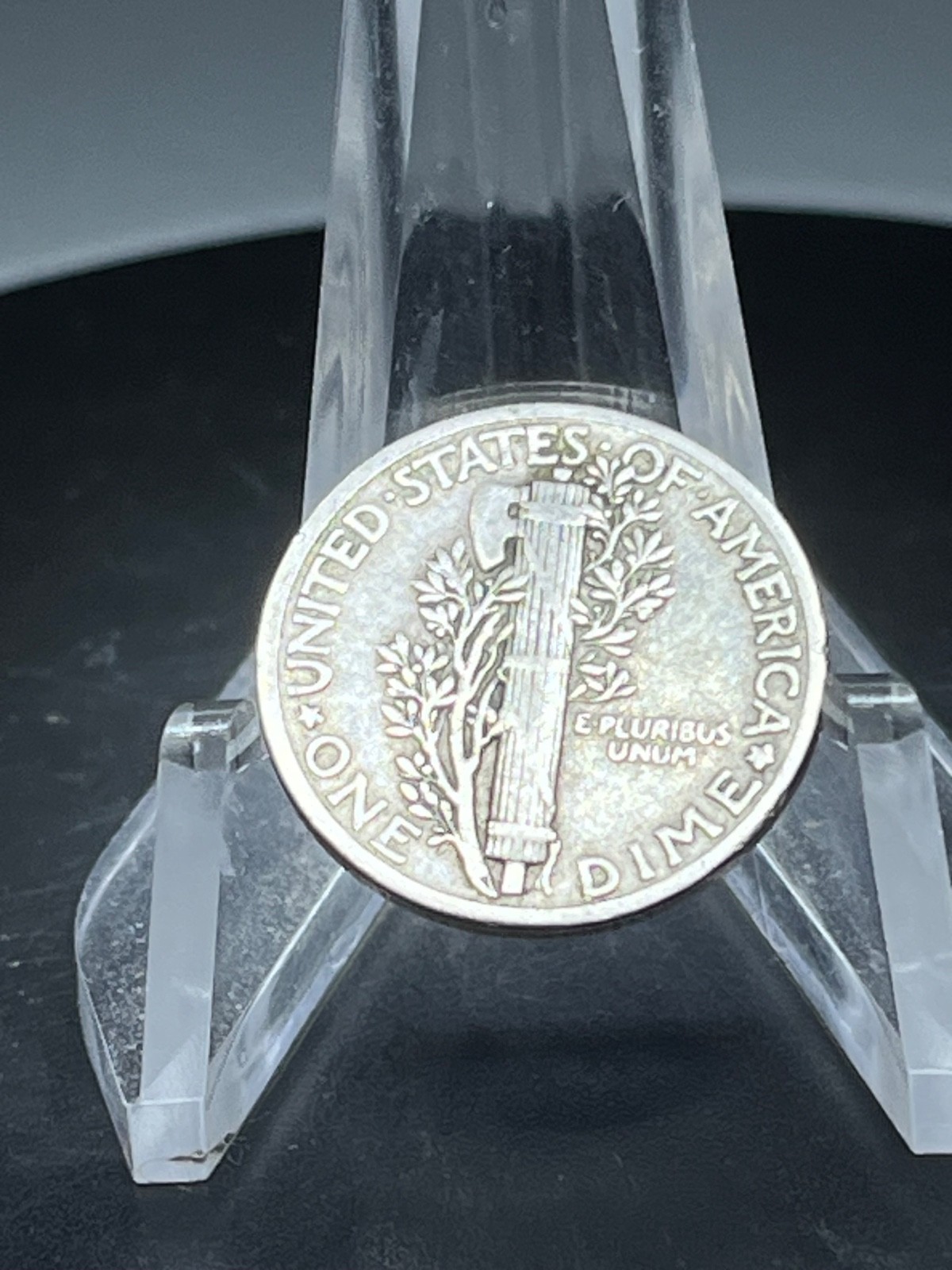 1939 Mercury Head Dime - No Mint Mark - Silver # RS77