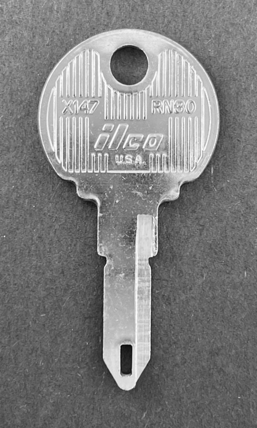 Lots of 2/5/10 RN30 X147 Type Key Blanks for AMC/Jeep/Renault/Peugot