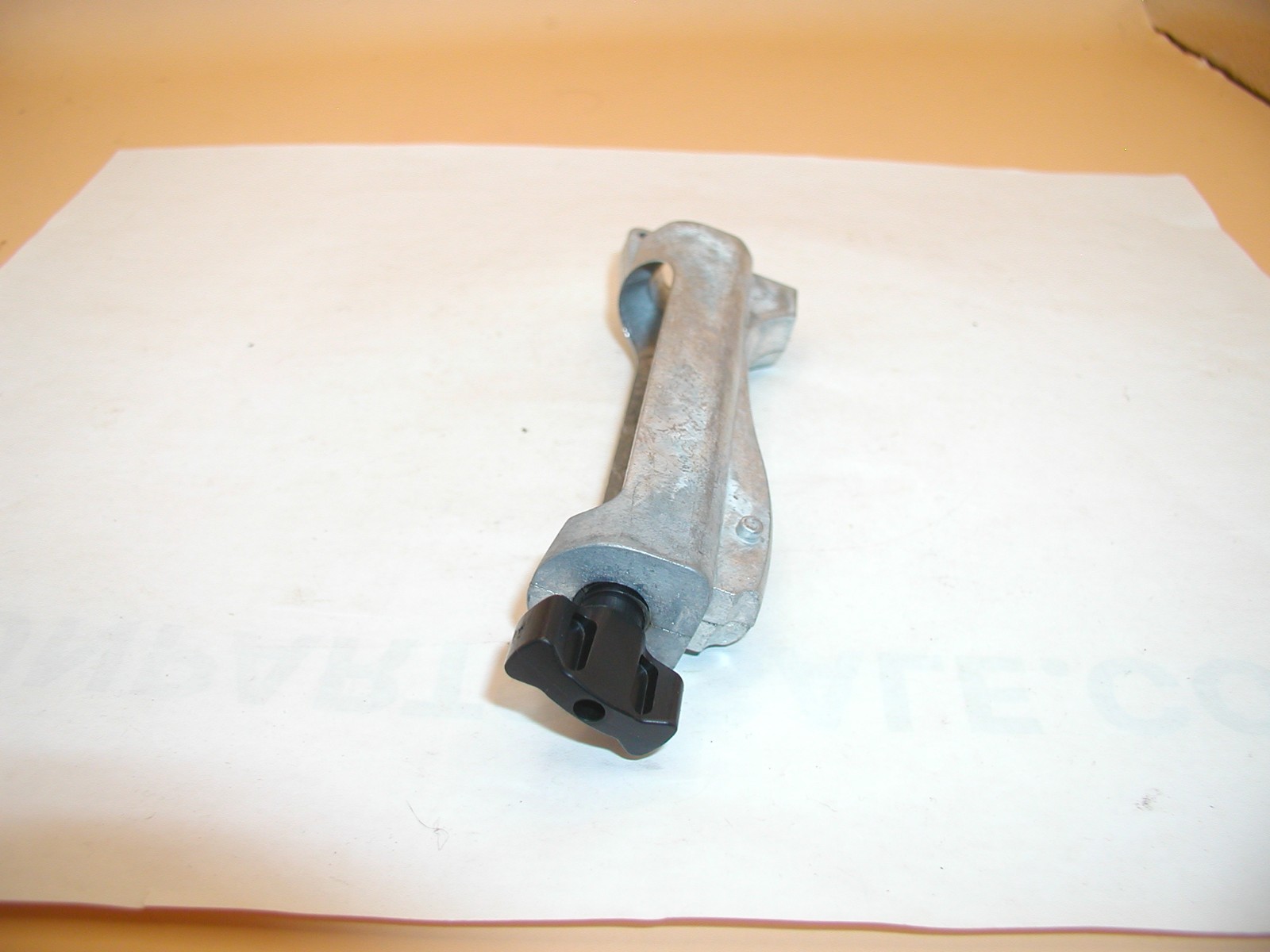 Daisy Powerline 415 - Cylinder Frame Assembly w/ Plastic Puncture Screw