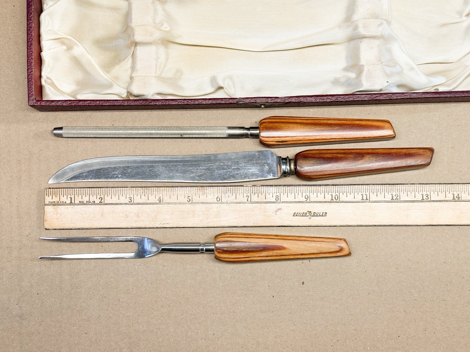 Westall Richardson Carving Set Hollow Ground Sheffield Made Layered Wood Handle
