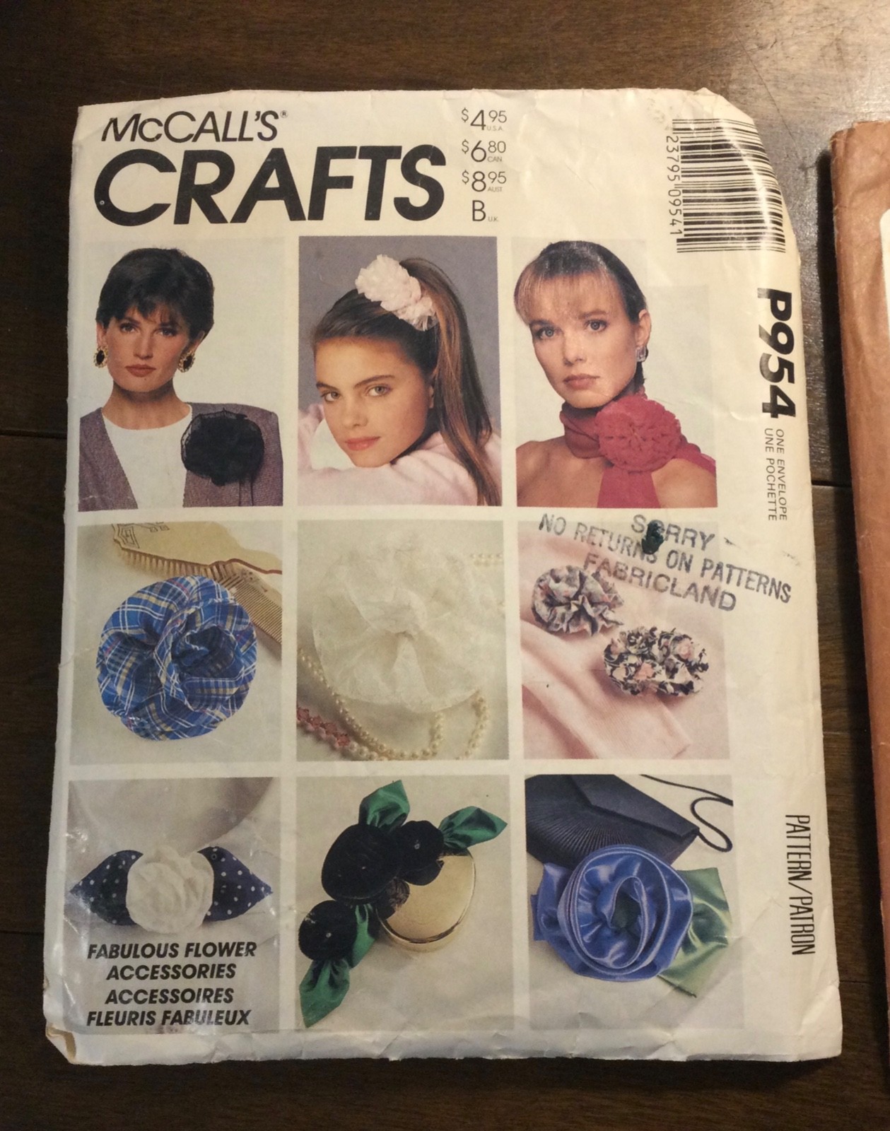 VTG McCall's CRAFT & Simplicity Apron Patterns X-Mas Ornaments, Wreath Scrunchie