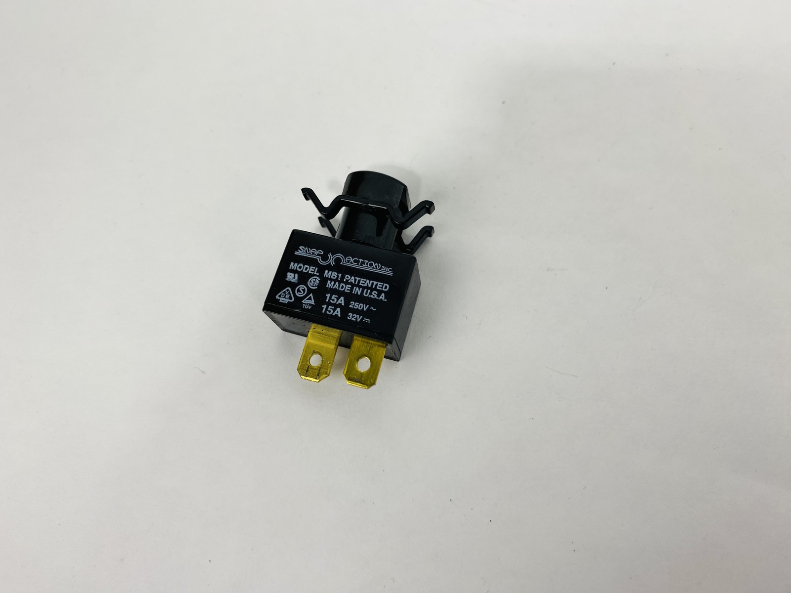 PaceMaster Platinum Pro Treadmill Power Entry Circuit Breaker MB1 (PP483)