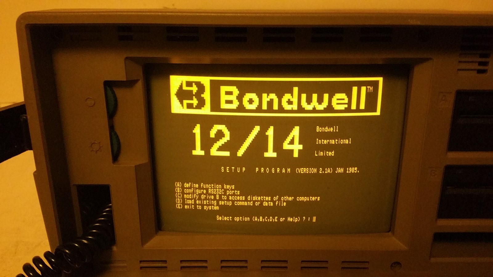 Bondwell 12/14 Systemdisk/bootdisk 5 DISKS(Wordstar,Zork III,Datastar,Basic)CP/M