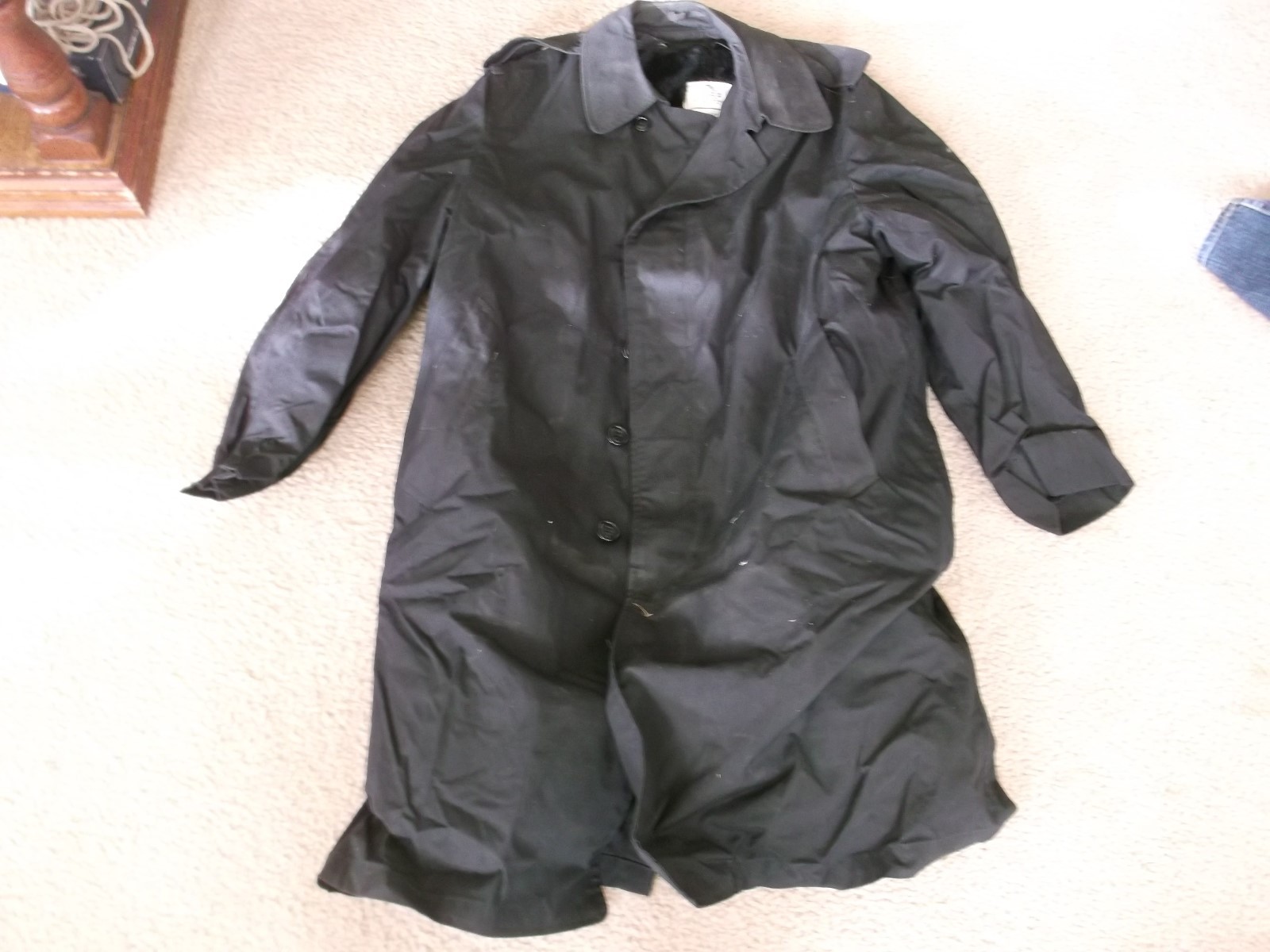 US MILITARY RAINCOAT W/ LINER BLACK SIZE 38S