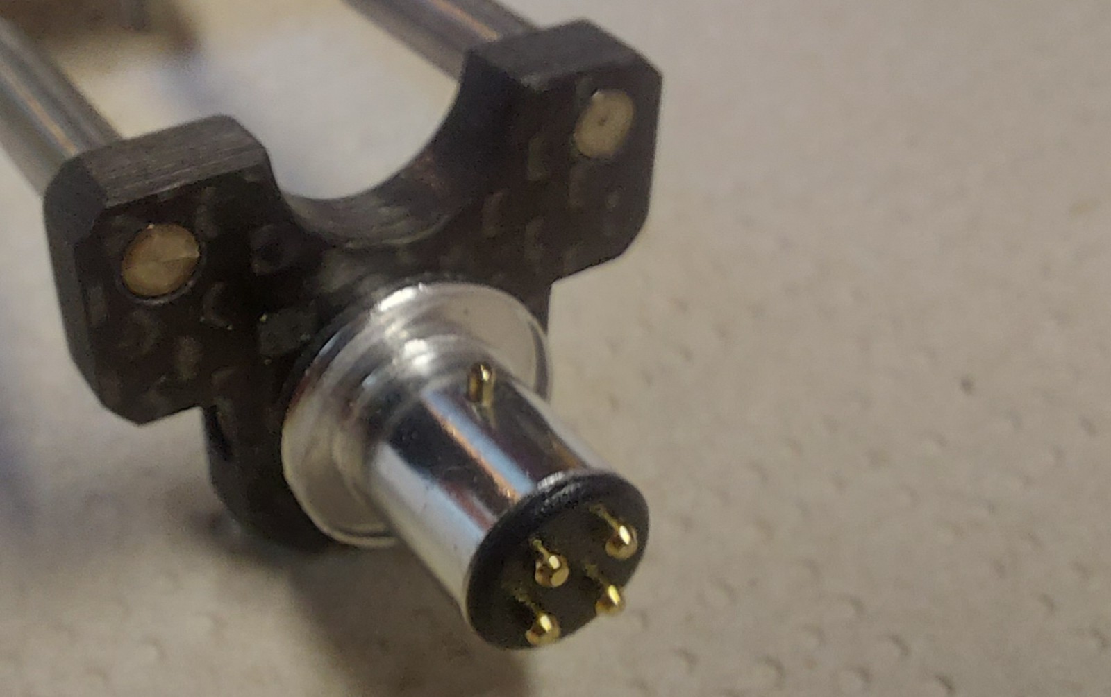 SHELL HEADSHELL NON-MAGNETIC TITANIUM + CARBON - ORSONIC STYLE + OCC LITZ CABLES