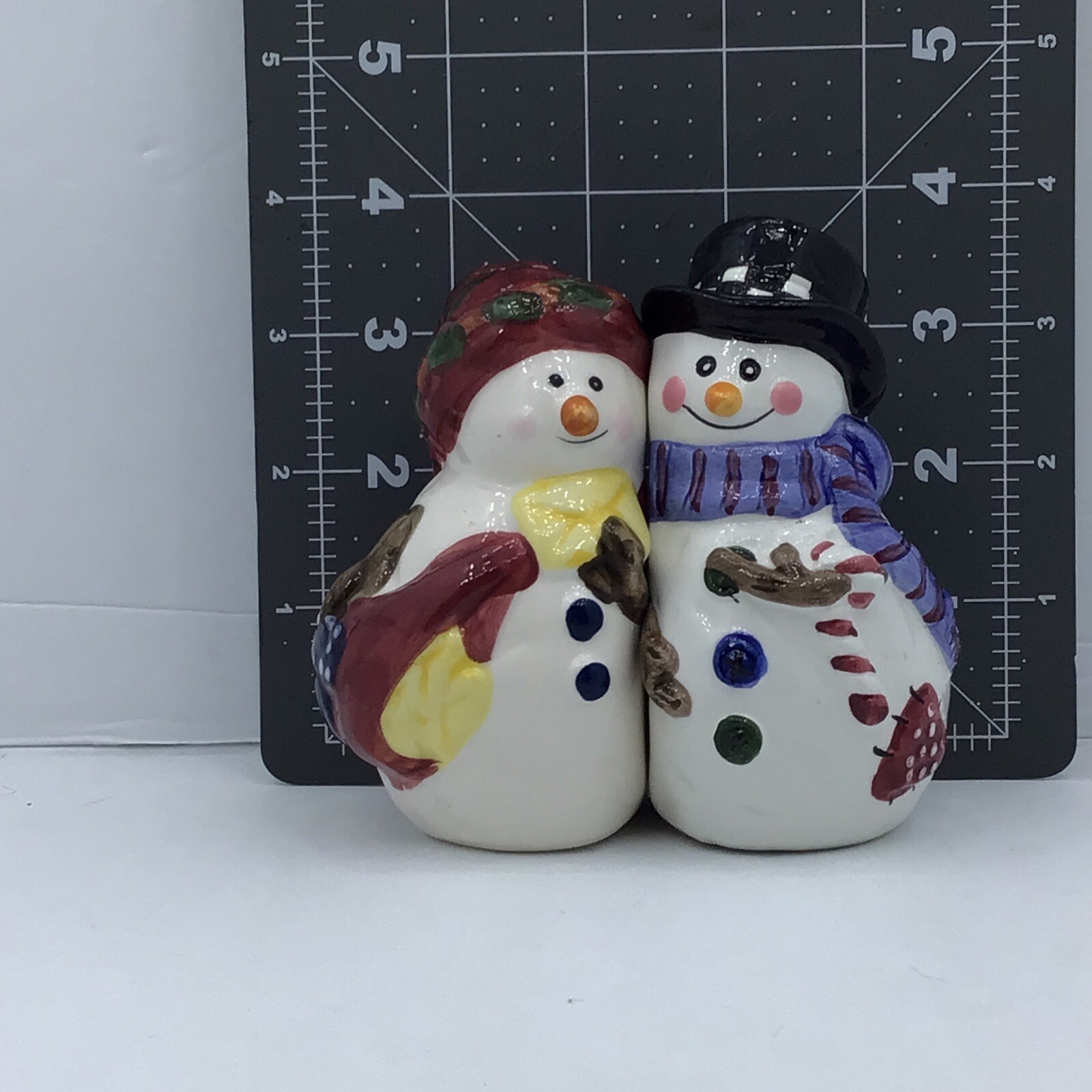 Hugging Snowmen Ceramic Salt and Pepper Shakers