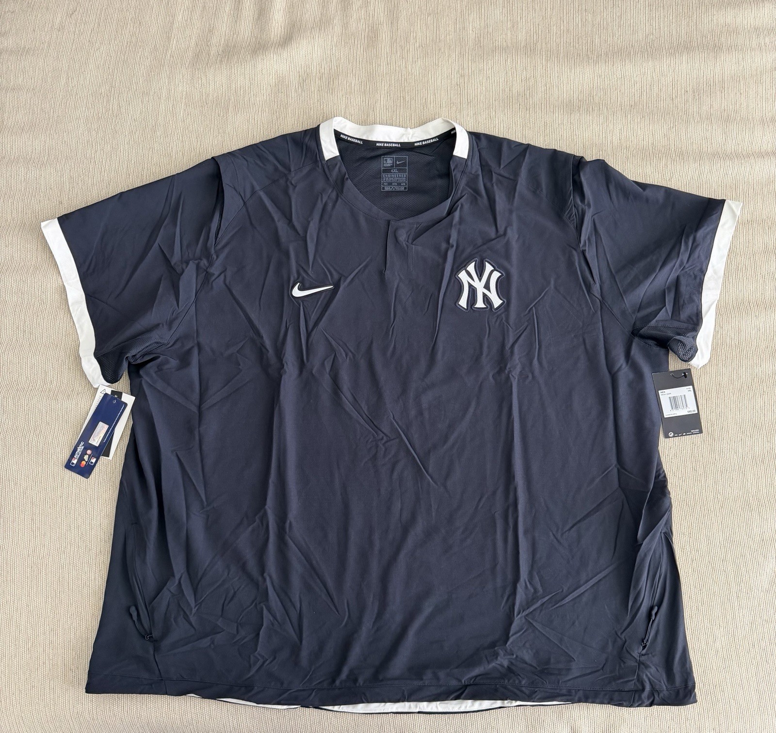 Nike New York Yankees Authentic Collection Hot Pullover Jacket Men’s Size 4XL