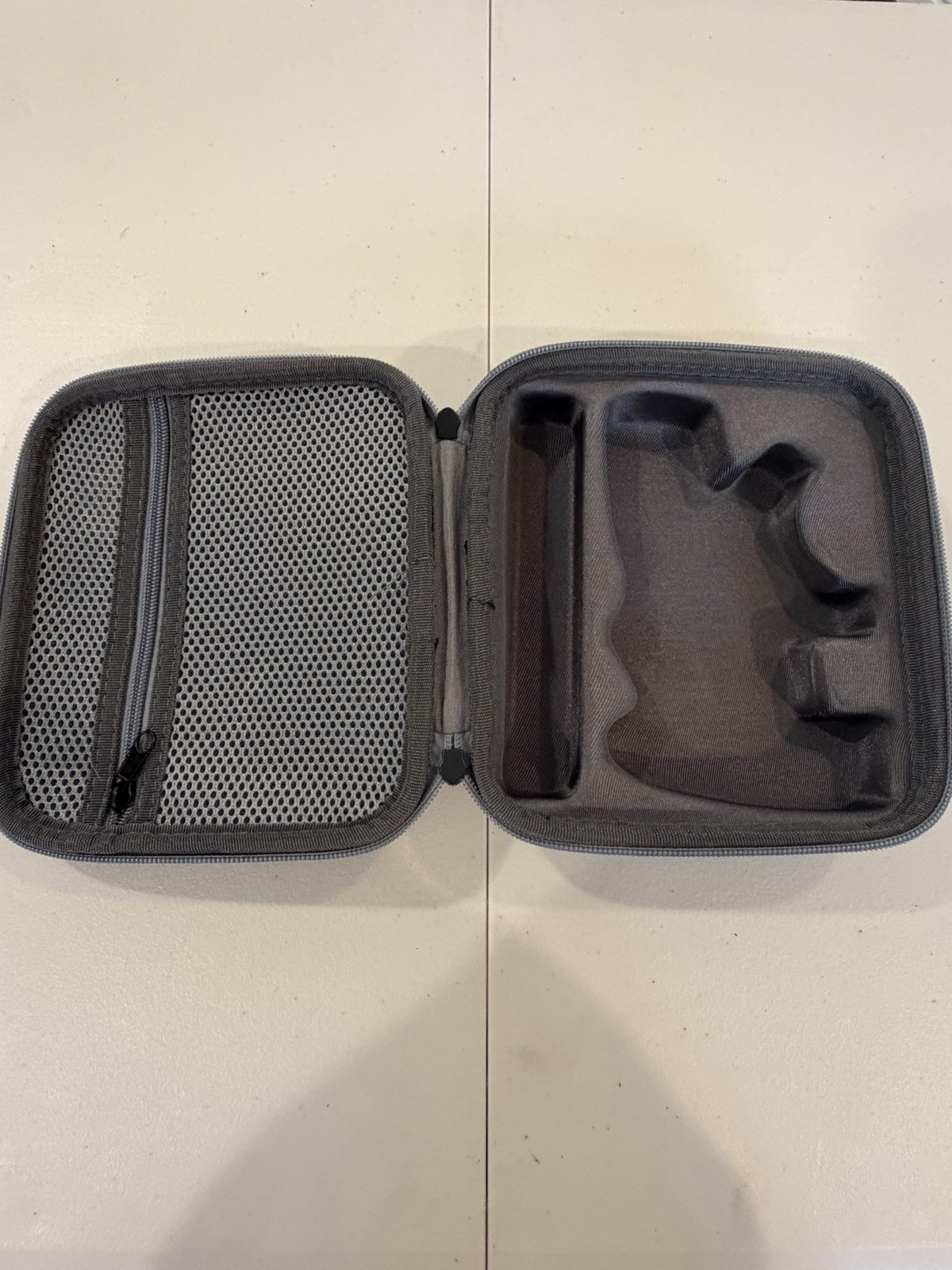 DJI Om 4 SE Gray Foldable Stabilizer Gimbal With Hard Case