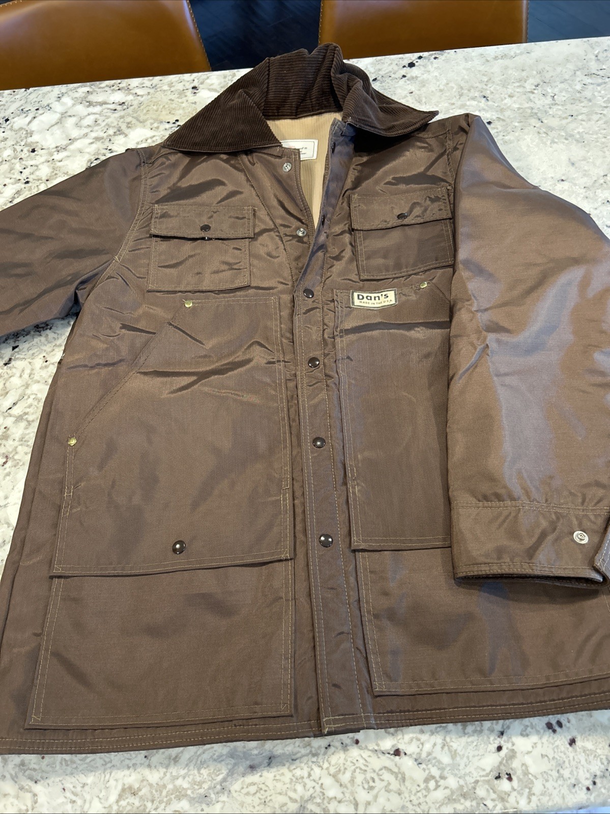 NWOT Dan's Hunting Gear Dan's Briar Boss Coat Brown Size Small 406