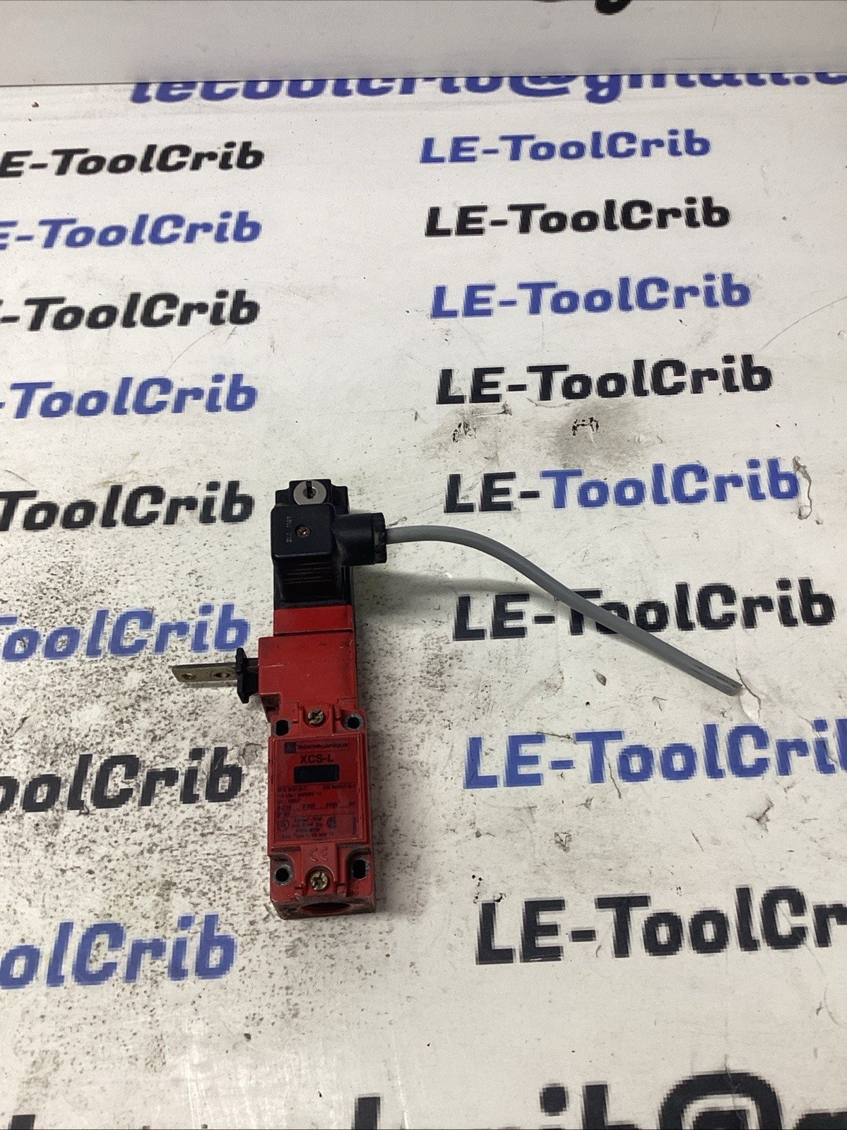 Telemecanique XCS-L Safety limit Switch K-945